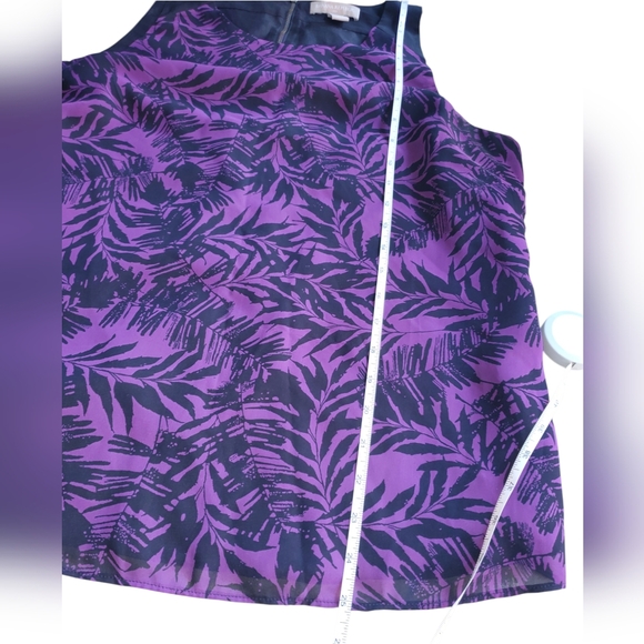Banana Republic Tank Top Size Large purple and Black - Picture 6 of 7